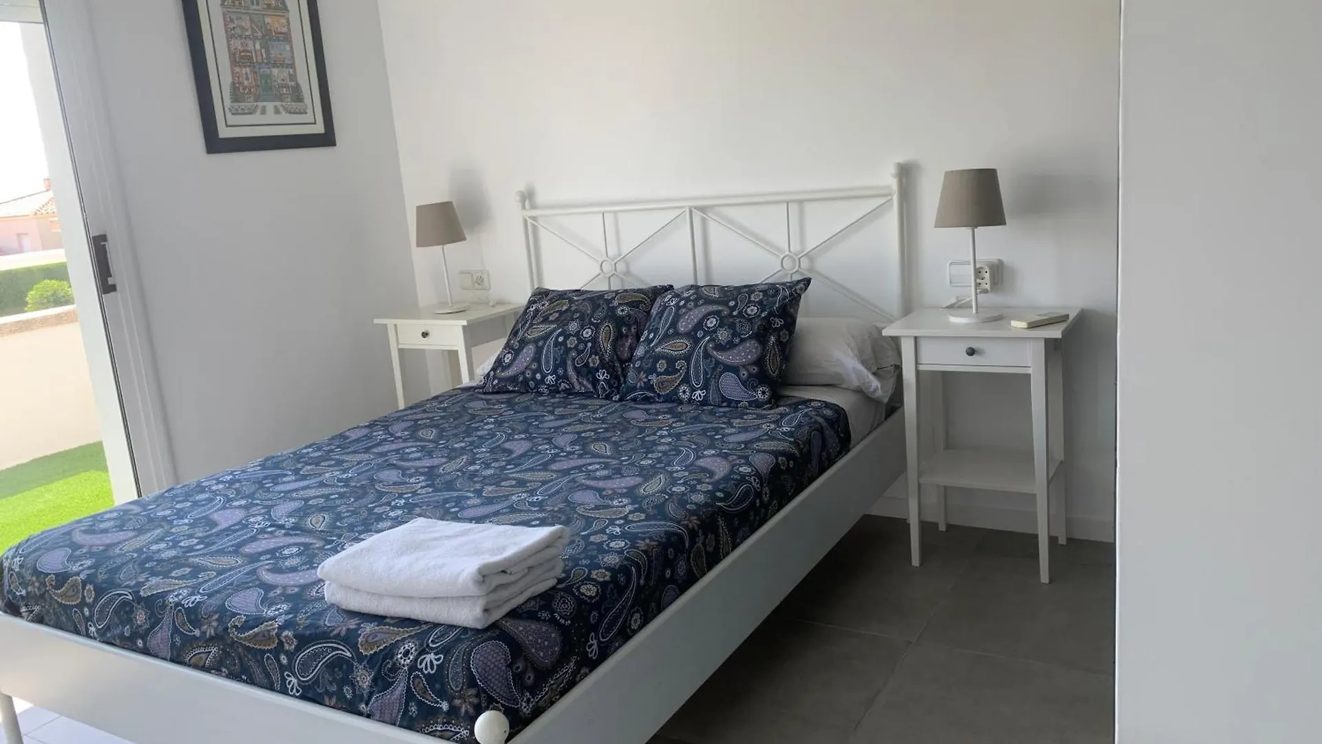 Vila Big House With Swimming Pool Segur de Calafell